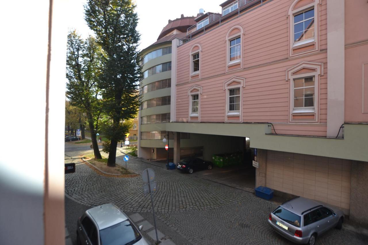 Sleepwell Apartments Legnica Exterior photo